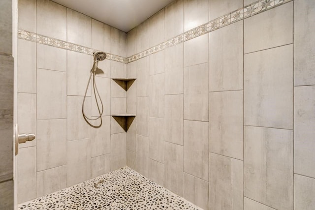 2386 Hwy 87, Gilchrist, TX 77617 - full bath featuring tiled shower