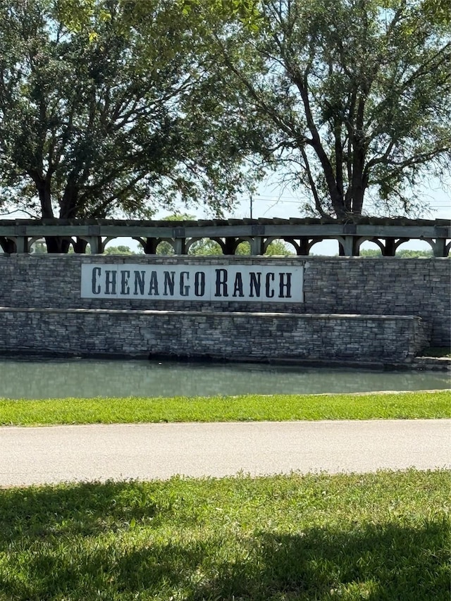 21910 Chenango Lake Dr, Angleton, TX 77515