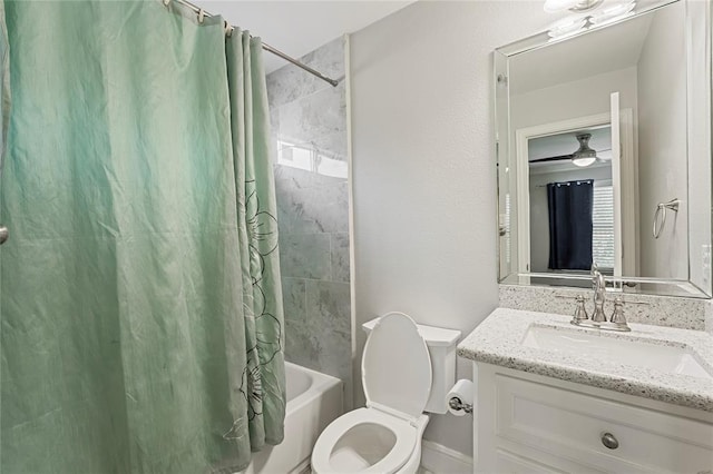 2208 Colorado St, Houston, TX 77007 - bathroom with shower / bath combo with shower curtain, vanity, and toilet