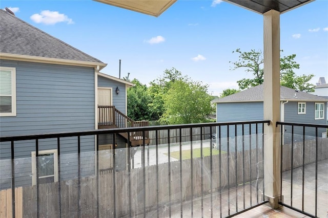 2208 Colorado St, Houston, TX 77007 - view of balcony