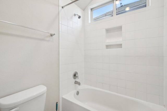 4310 Treccia Ct, Katy, TX 77493 - bathroom featuring toilet and shower / bathtub combination