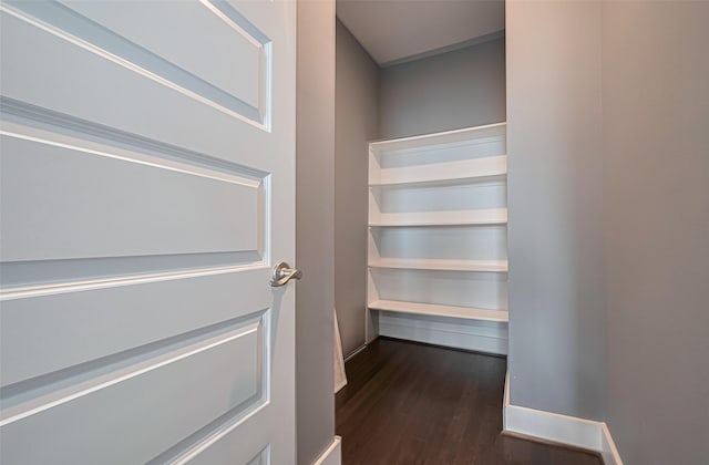 4318 E Center St, Houston, TX 77007 - view of closet
