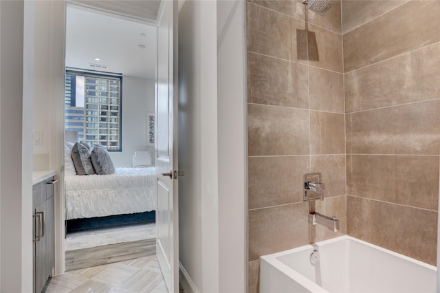full bathroom with ensuite bath and shower / tub combination