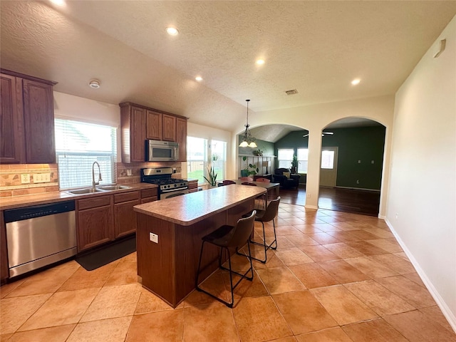 4407 Iron Creek Ct, Fresno, TX 77545 - photo 2