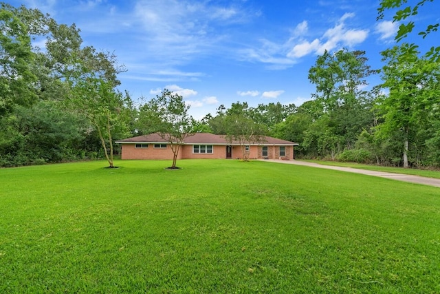 exterior space featuring a lawn