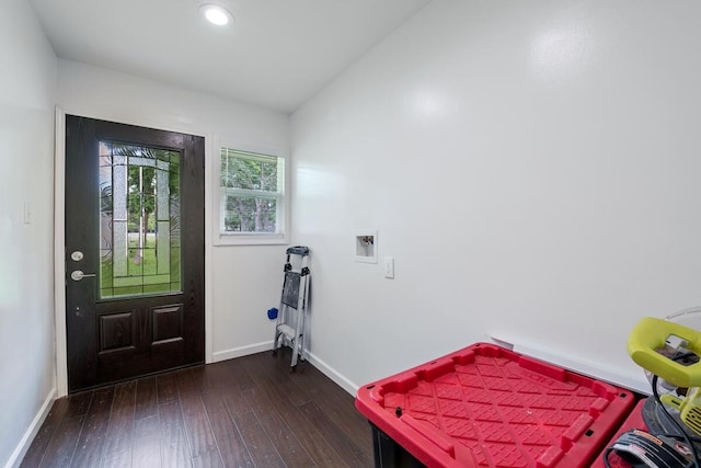 entryway featuring recessed lighting, baseboards, and dark wood-style floors