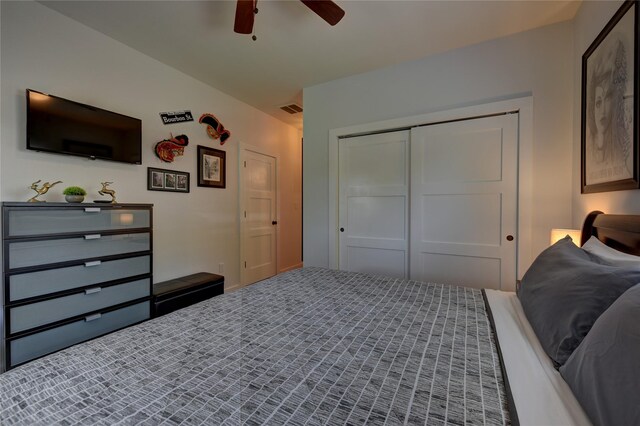 704 Burleson St, Brenham, TX 77833 - bedroom with a closet and ceiling fan