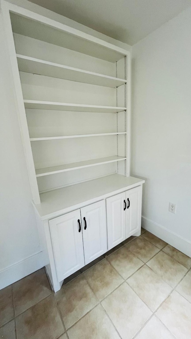 4701 Avenue N 1/2 Ave N 1/2, Galveston, TX 77551 - interior details featuring baseboards