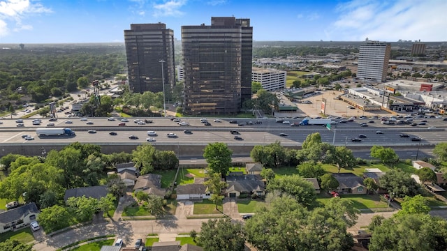 bird's eye view with a view of city