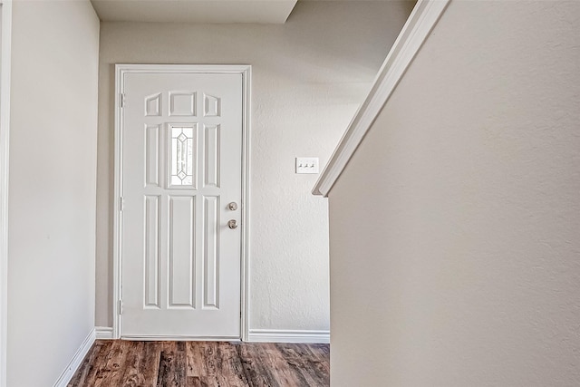 1339 Kane Ct, Rosenberg, TX 77471 - entrance foyer with baseboards and dark wood finished floors