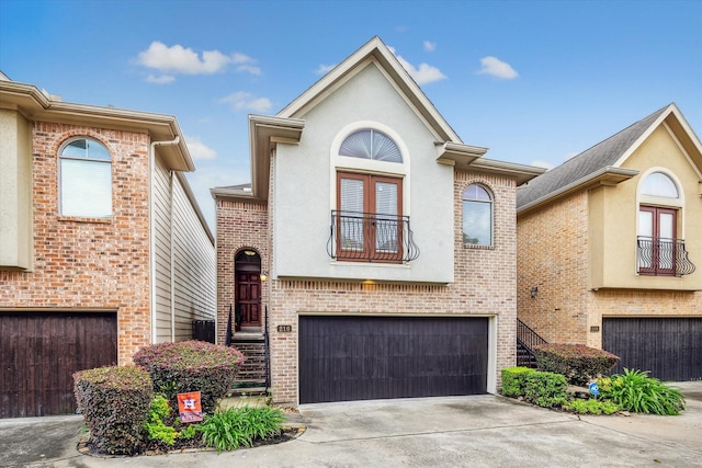 210 Grove St, Houston, TX 77020 - photo 1