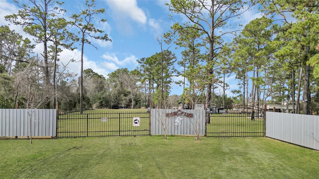 15015 Garrett Rd, Houston, TX 77044 - photo 1