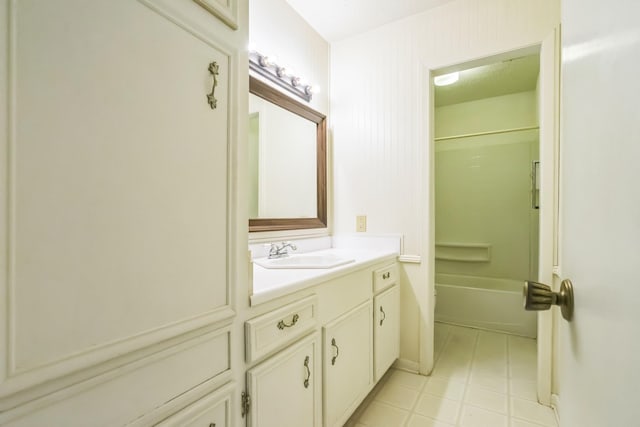 4308 Red Oak Dr, Nacogdoches, TX 75965 - full bath featuring vanity and shower / bath combination