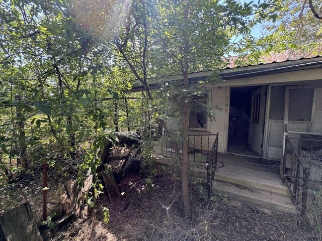 110 N Cotton Belt Ave, Gustine, TX 76455 - photo 6