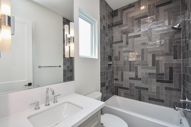 4709 Gibson St, Houston, TX 77007 - full bath featuring vanity and shower / tub combination