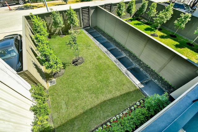 4709 Gibson St, Houston, TX 77007 - view of balcony