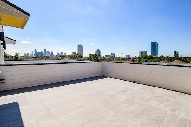 4709 Gibson St, Houston, TX 77007 - view of patio featuring a view of skyline