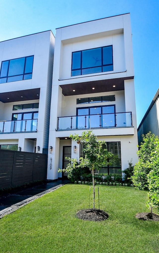 4709 Gibson St, Houston, TX 77007 - view of property