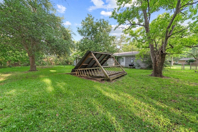 2310 Pecos St, La Marque, TX 77568 - view of yard with a deck