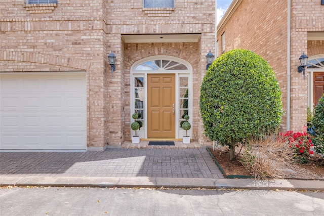 2827 Briarhurst Park, Houston, TX 77057 - entrance to property with brick siding