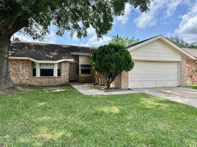 4230 E Terrace Creek Cir, Houston, TX 77014 - ranch-style house with an attached garage, brick siding, driveway, and a front yard
