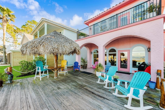 2662 E Bayshore Dr, Dickinson, TX 77539 - view of wooden deck