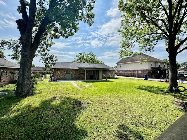 11615 Harrow St, Houston, TX 77093 - view of yard featuring fence