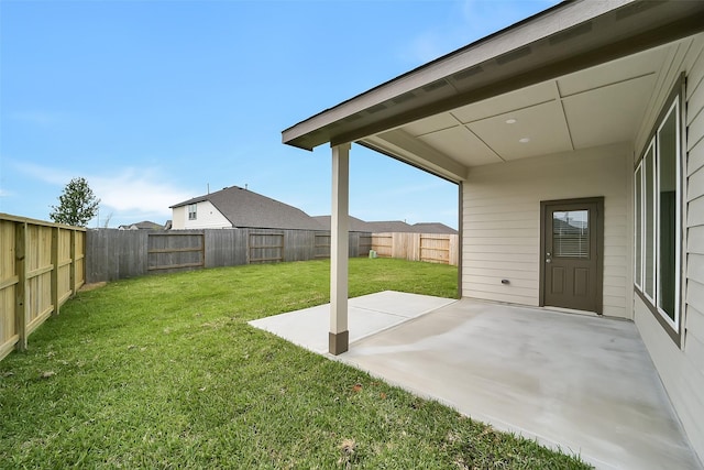 2563 Newport Breeze Dr, Katy, TX 77493 - view of yard featuring a patio