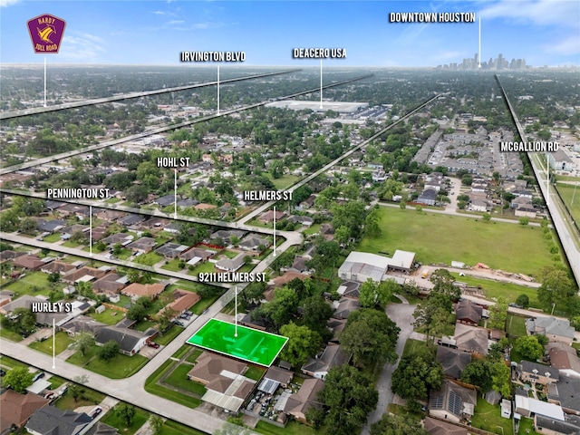 9211 Helmers St, Houston, TX 77022 - bird's eye view with a residential view