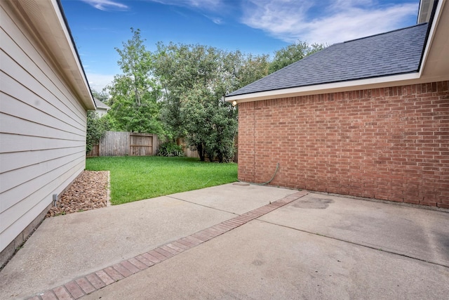 17422 Marigold Dr, Sugar Land, TX 77479 - view of patio / terrace