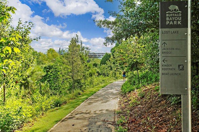 3063 Hicks St, Houston, TX 77007