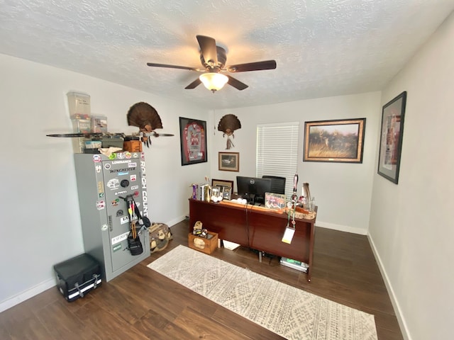 685 W 4th St, Groveton, TX 75845 - office area featuring a textured ceiling, baseboards, a ceiling fan, and wood finished floors
