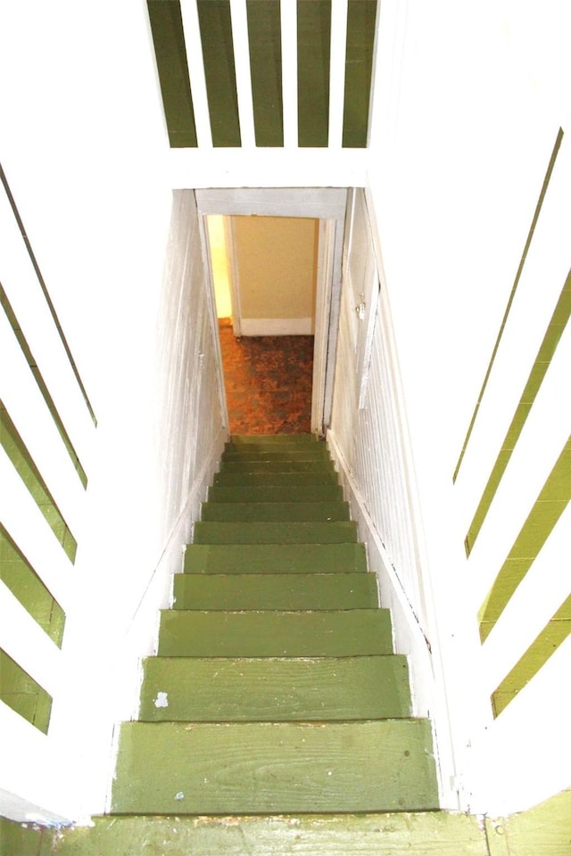 508 Texas St, Brenham, TX 77833 - view of staircase