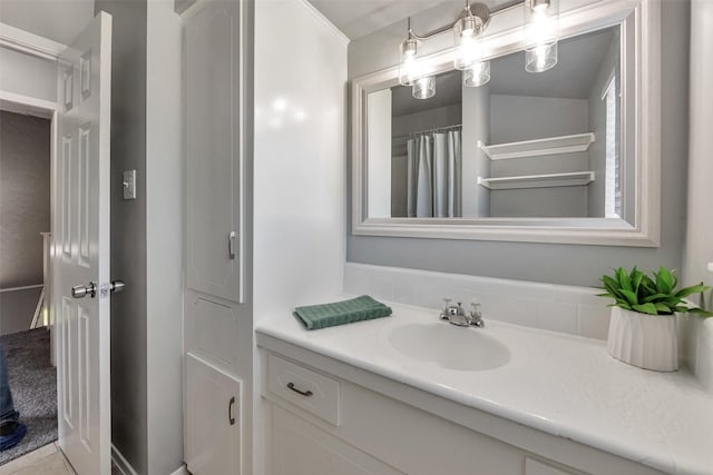 1865 El Mar Ln, Seabrook, TX 77586 - full bathroom featuring vanity
