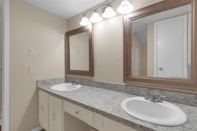 14911 Wunderlich Dr Unit 609, Houston, TX 77069 - full bathroom with double vanity and a sink