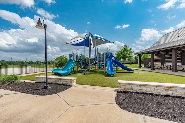 1806 Bridge Gate Ln, Katy, TX 77494 - community play area featuring a yard and fence