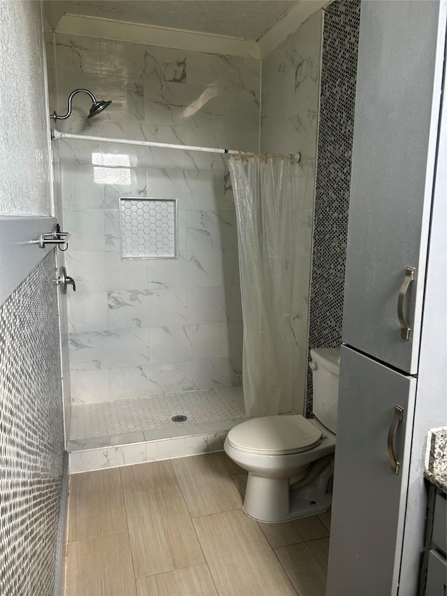 301 Rd 5232, Cleveland, TX 77327 - full bath featuring toilet and a shower stall