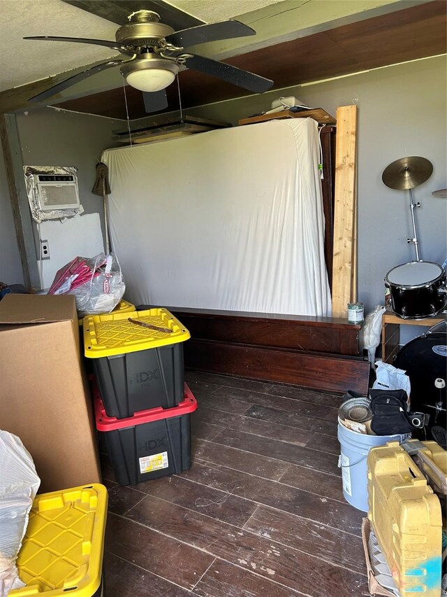 301 Rd 5232, Cleveland, TX 77327 - interior space featuring a wall mounted air conditioner and a ceiling fan