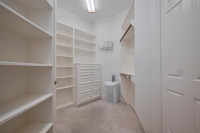 122 Marble Staff Ct, Houston, TX 77069 - spacious closet featuring light carpet