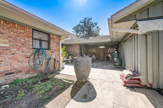2001 Willow Wisp Dr, Seabrook, TX 77586 - view of patio