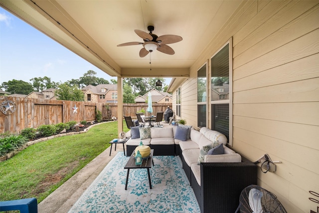 view of patio featuring an outdoor hangout area, ceiling fan, and outdoor dining space