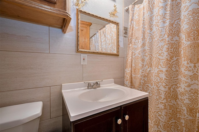 12735 Iroquois St, Houston, TX 77037 - bathroom featuring toilet and vanity