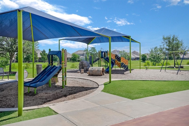 23907 Birchwood Lake Ln, Katy, TX 77493 - community play area featuring a yard
