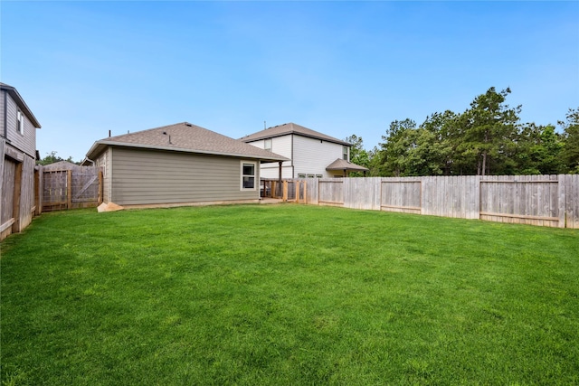 25388 Leather Leaf Ct, Montgomery, TX 77316 - view of yard featuring a fenced backyard