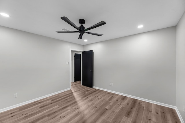 213 Westview Dr, Sealy, TX 77474 - unfurnished room featuring recessed lighting, light wood-type flooring, and a ceiling fan