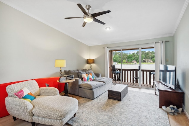 801 River Rd Unit F120, Montgomery, TX 77356 - living room with crown molding, vaulted ceiling, wood finished floors, and ceiling fan