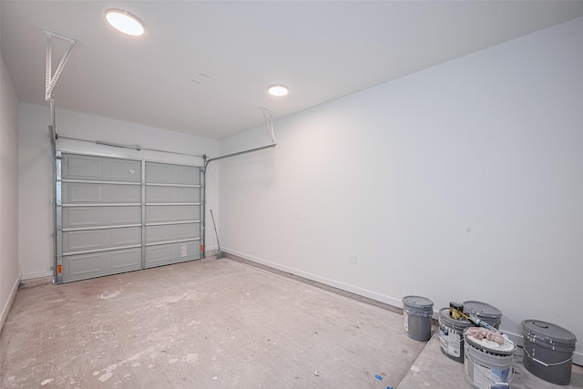 7307 W Knoll St, Houston, TX 77028 - garage featuring baseboards