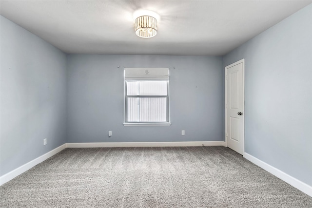 5432 Nolda St, Houston, TX 77007 - carpeted empty room featuring baseboards