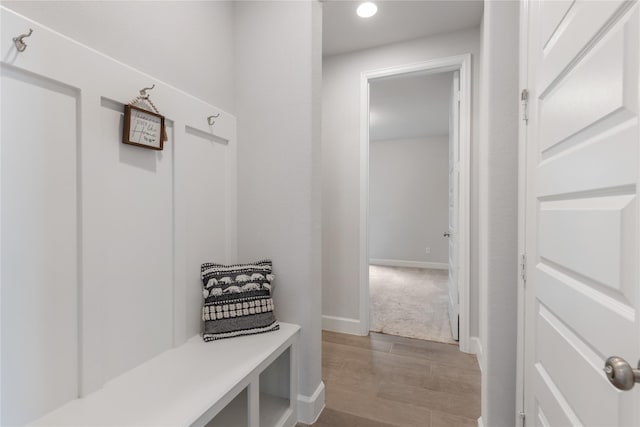 318 Mistletoe Ridge Ct, Montgomery, TX 77316 - mudroom featuring recessed lighting, baseboards, and wood finished floors