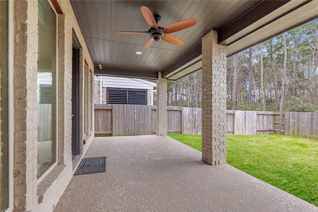 318 Mistletoe Ridge Ct, Montgomery, TX 77316 - view of patio / terrace featuring ceiling fan and a fenced backyard